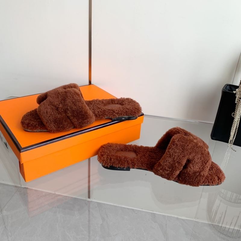 Hermes Slippers